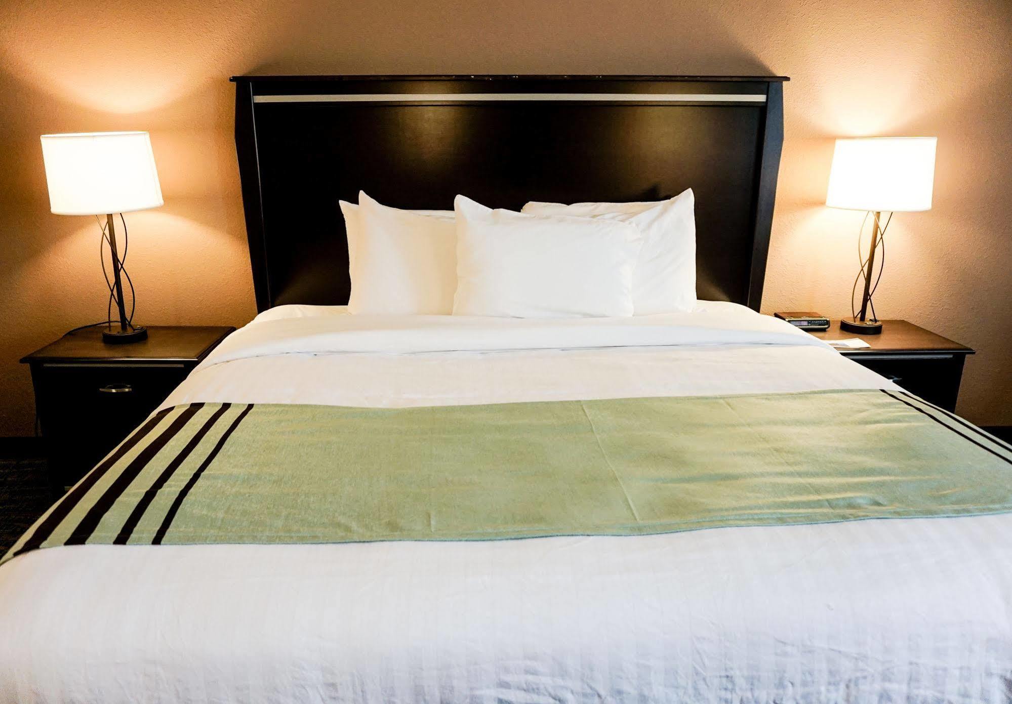 Boarders Inn & Suites By Cobblestone Hotels - グランドアイランド エクステリア 写真