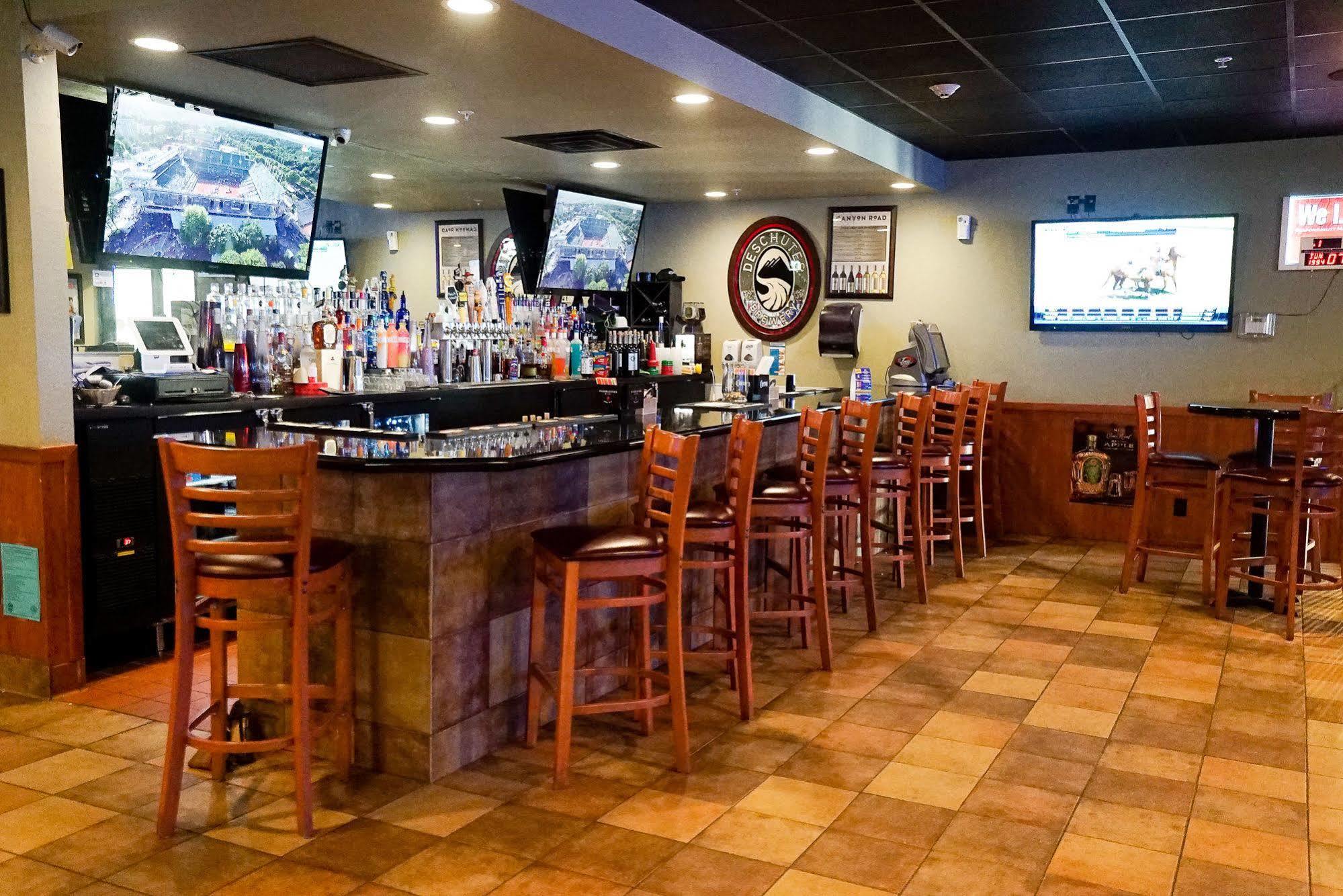 Boarders Inn & Suites By Cobblestone Hotels - グランドアイランド エクステリア 写真