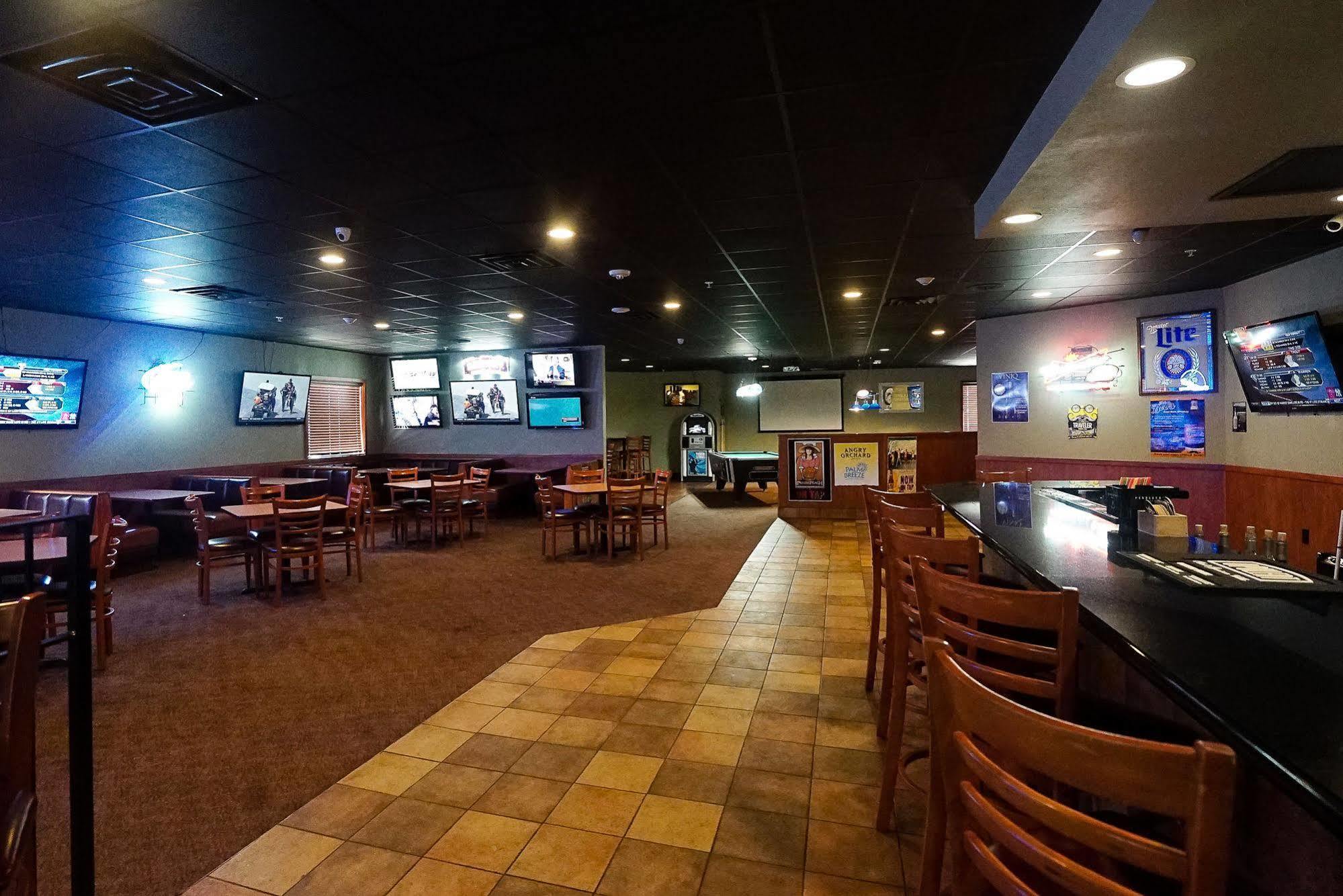 Boarders Inn & Suites By Cobblestone Hotels - グランドアイランド エクステリア 写真